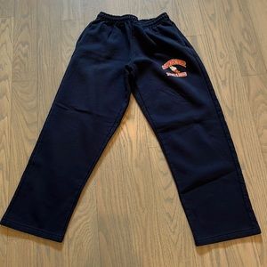 Golden dryblend sweatpants size M